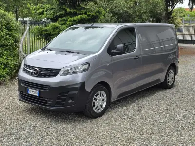 Occasion Opel Vivaro 120 ch (88 kW) 2022 Gris Monospace