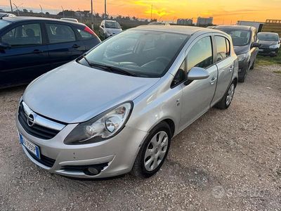 Usata Opel Corsa Club 75 CV (55 kW) 2010 Grigio Utilitaria