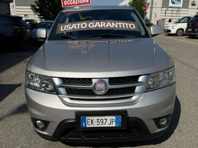 Usata Fiat Freemont 170 CV (125 kW) 2011 Grigio SUV