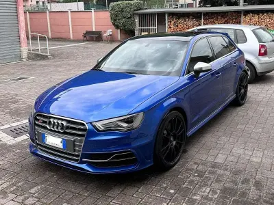 Usata Audi A3 Ambiente 300 CV (220 kW) 2015 Blu/azzurro Berlina