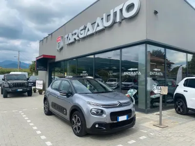 Używany Citroën C3 Shine 102 KM (75 kW) 2019 Szary Hatchback