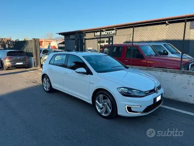 Usata VW e-Golf 100 kW (136 CV) 2018 Bianco Utilitaria