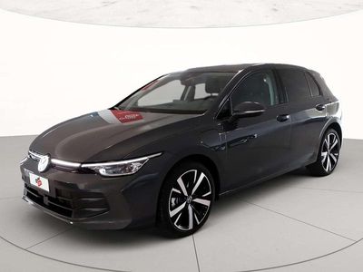 Usata VW Golf VIII Life 204 CV (150 kW) 2025 Dolphin grey metallizzato Berlina