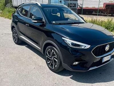 Usata MG ZS Luxury 111 CV (81 kW) 2024 Nero SUV