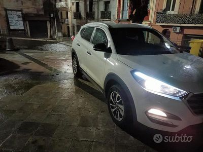 Usata Hyundai Tucson 141 CV (103 kW) 2016 Bianco SUV