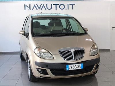 Usata Lancia Musa 100 CV (73 kW) 2005 Oro Monovolume
