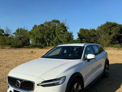 Usata Volvo V60 CC Business Edition 197 CV (144 kW) 2021 Station wagon
