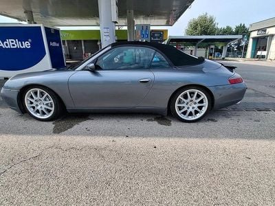 Usata Porsche 996 345 CV (253 kW) 1999 Grigio Cabrio