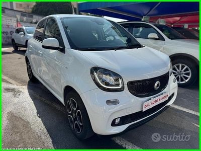 Usata Smart ForFour 90 CV (66 kW) 2018 Bianco Utilitaria