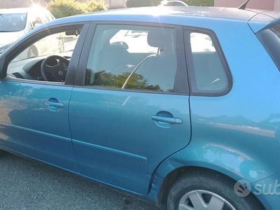 Usata VW Polo 60 CV (44 kW) 2008 Blu Berlina