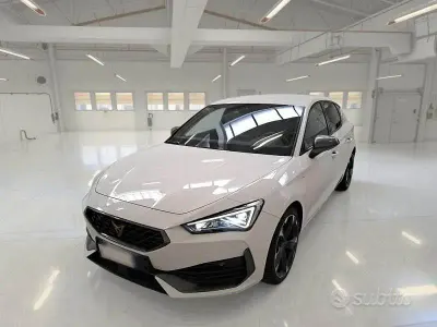 Usata Cupra Leon 150 CV (110 kW) 2023 Bianco Berlina