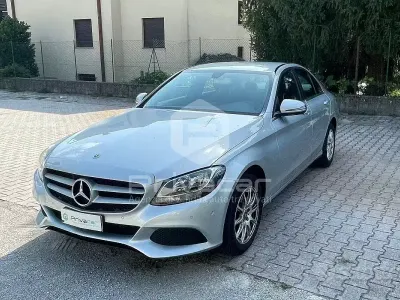 Usata Mercedes C180 Business 122 CV (89 kW) 2019 Grigio Berlina