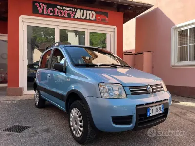 Usata Fiat Panda 60 CV (44 kW) 2005 Blu Utilitaria