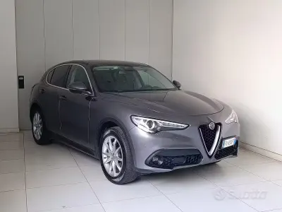 Usata Alfa Romeo Stelvio 210 CV (154 kW) 2019 Grigio SUV