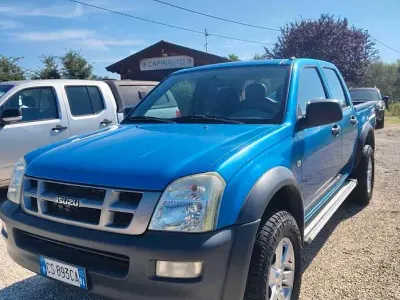 Usata Isuzu D-Max 101 CV (74 kW) 2005 Blu Pick-up
