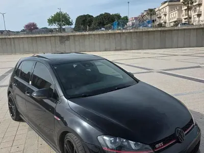 Usata VW Golf VII GTI 230 CV (169 kW) 2016 Nero Berlina