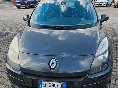 Usata Renault Scénic III 2011 Grigio Monovolume
