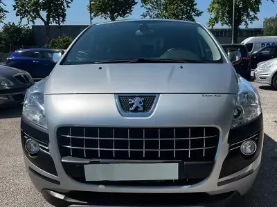 Occasion Peugeot 3008 Business-Line 111 ch (81 kW) 2013 Gris Break