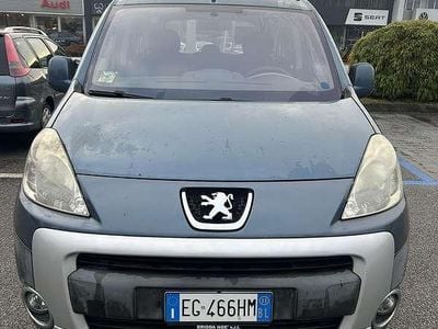 Usata Peugeot TePee Premium 120 CV (88 kW) 2011 Station wagon