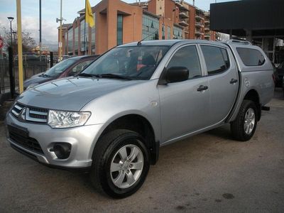 Usata Mitsubishi L200 Invite 136 CV (100 kW) 2016 Argento Pick-up