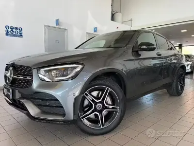Usata Mercedes GLC220 Premium 194 CV (142 kW) 2020 Grigio scuro SUV