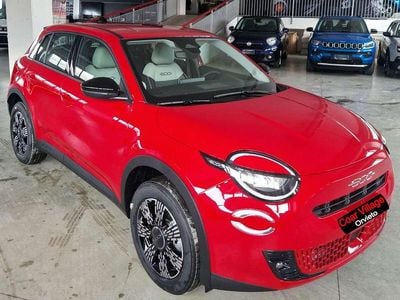 Nuova Fiat 600 Icon 145 CV (106 kW) 2025 Rosso SUV