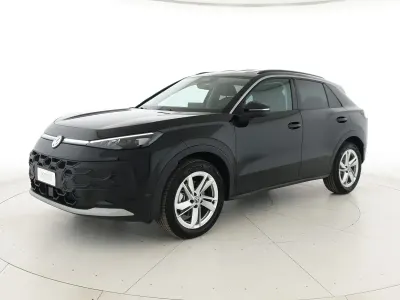 Nuova VW T-Roc Life 150 CV (110 kW) 2026 Grenadill black metallizzato SUV