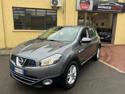 Grigio Usata 2012 Nissan Qashqai Tekna SUV | 6900 € (Buon prezzo)