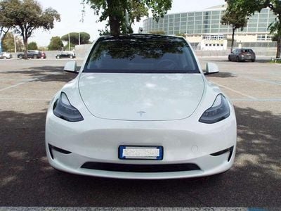 Usata Tesla Model Y 152 kW (208 CV) 2023 Bianco SUV
