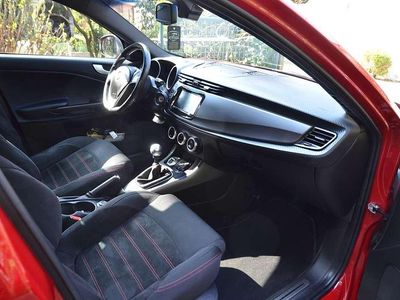 Usata Alfa Romeo Giulietta 120 CV (88 kW) 2019 Rosso Utilitaria