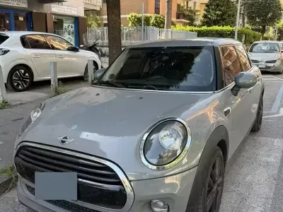 Usata Mini Cooper 95 CV (69 kW) 2018 Grigio Utilitaria