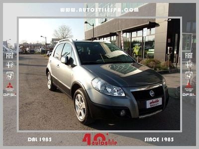 Usata Fiat Sedici Dynamic 107 CV (78 kW) 2006 Grigio SUV