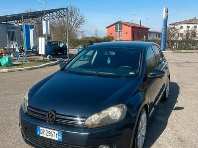 Usata VW Golf VI 140 CV (102 kW) 2008 Blu Utilitaria
