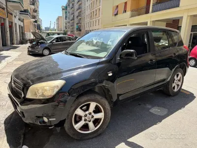 Usata Toyota RAV4 Sol 136 CV (100 kW) 2006 Nero SUV