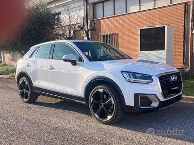 Usata Audi Q2 Design 116 CV (85 kW) 2017 Bianco SUV