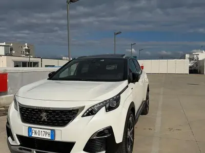 Usata Peugeot 3008 120 CV (88 kW) 2018 Bianco SUV