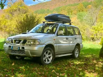 Usata Nissan Terrano 154 CV (113 kW) 2003 Argento SUV