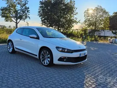 Usata VW Scirocco 122 CV (89 kW) 2011 Bianco Coupé
