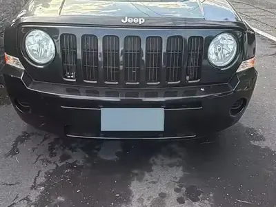 Usata Jeep Patriot 140 CV (102 kW) 2010 Nero SUV