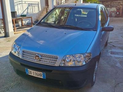 Usata Fiat Punto Active 60 CV (44 kW) 2009 Blu/azzurro Utilitaria