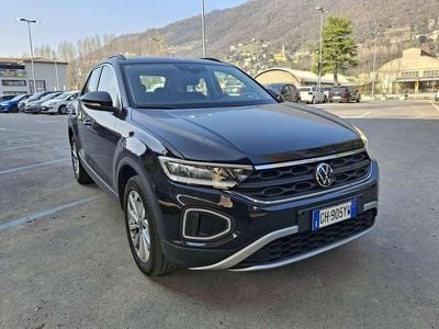 Usata VW T-Roc Life 110 CV (80 kW) 2022 Nero SUV