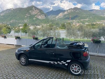 Usata Fiat Punto Cabriolet 1999 Nero Cabrio