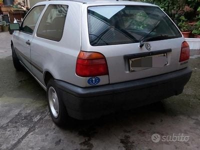 Usata VW Golf III 60 CV (44 kW) 1991 Grigio Utilitaria