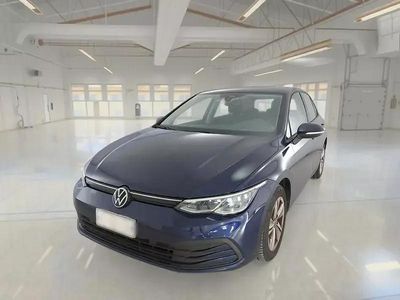 Blu Usata 2023 VW Golf Life Berlina | 25.700 € (Cara)
