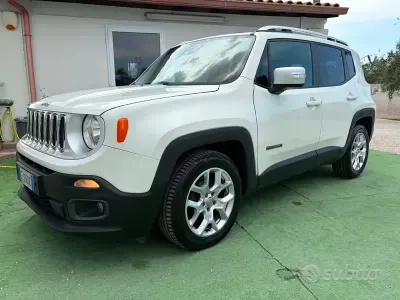 Usata Jeep Renegade Longitude 120 CV (88 kW) 2015 Bianco SUV