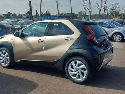 Beige Nuova 2026 Toyota Aygo X Trend SUV | 16.950 €