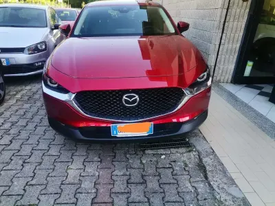 Usata Mazda CX-30 186 CV (136 kW) 2022 Rosso SUV
