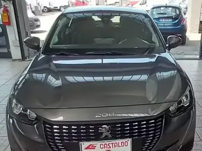 Usata Peugeot 208 101 CV (74 kW) 2020 Grigio Utilitaria