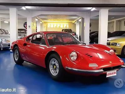Usata Ferrari Dino 246 194 CV (142 kW) 1970 Rosso Coupé