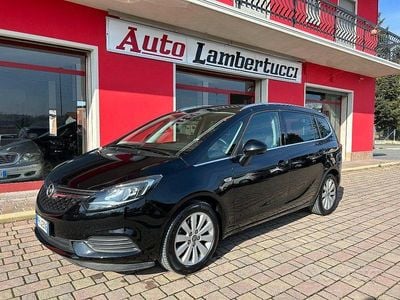 Usata Opel Zafira 120 CV (88 kW) 2017 Nero Monovolume